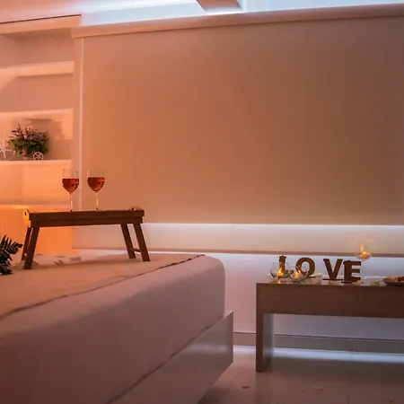 Varanasi Boutique Aeropuerto Hotel 4*