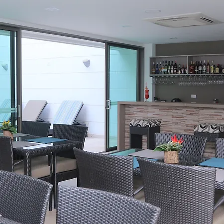 Varanasi Boutique Aeropuerto 4*