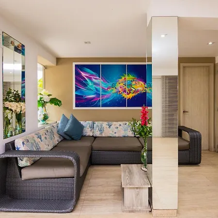 Varanasi Boutique Aeropuerto 4* Cartagena