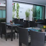 Varanasi Hotel Boutique Aeropuerto