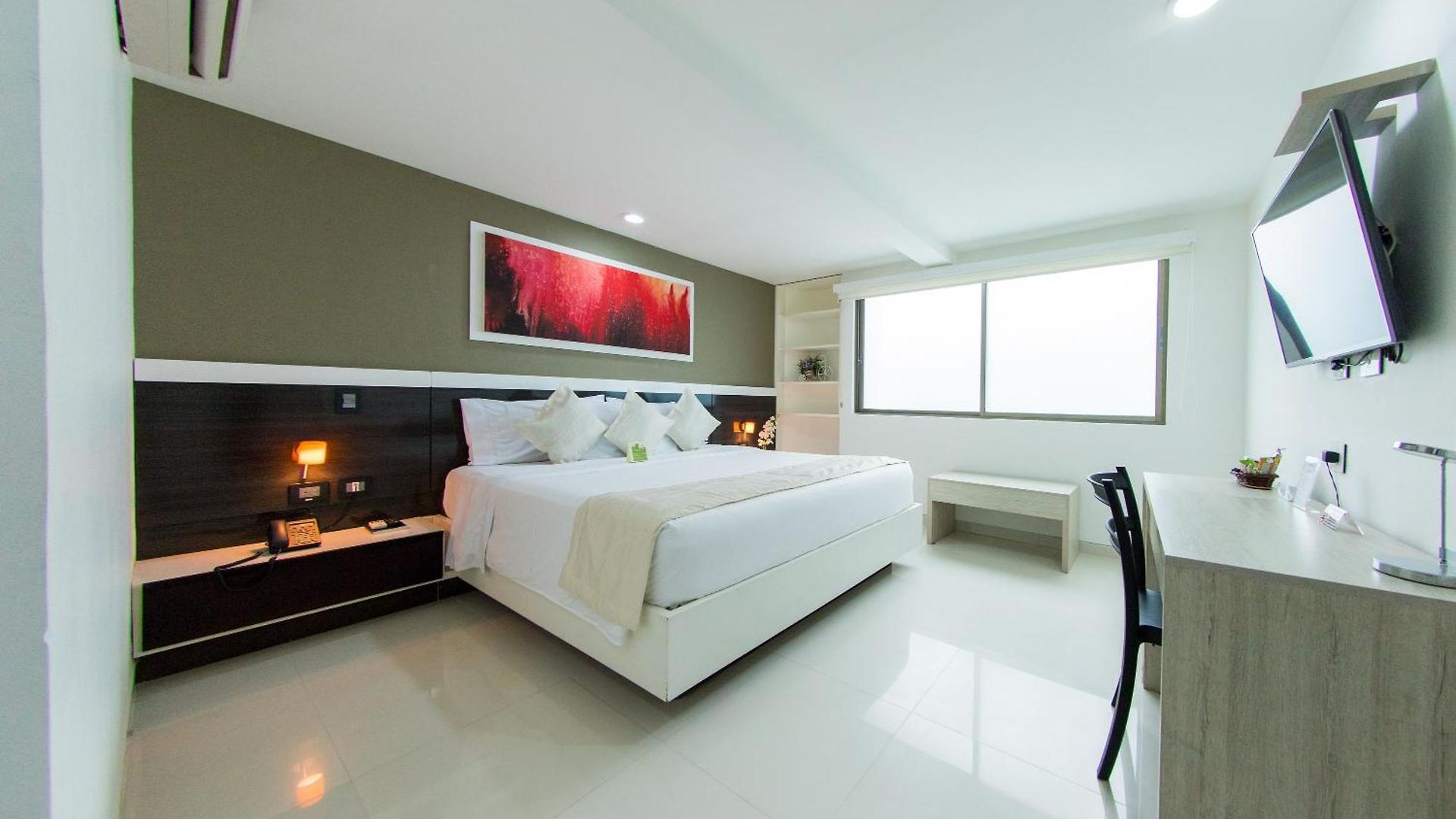 Varanasi Boutique Aeropuerto Hotel 4*