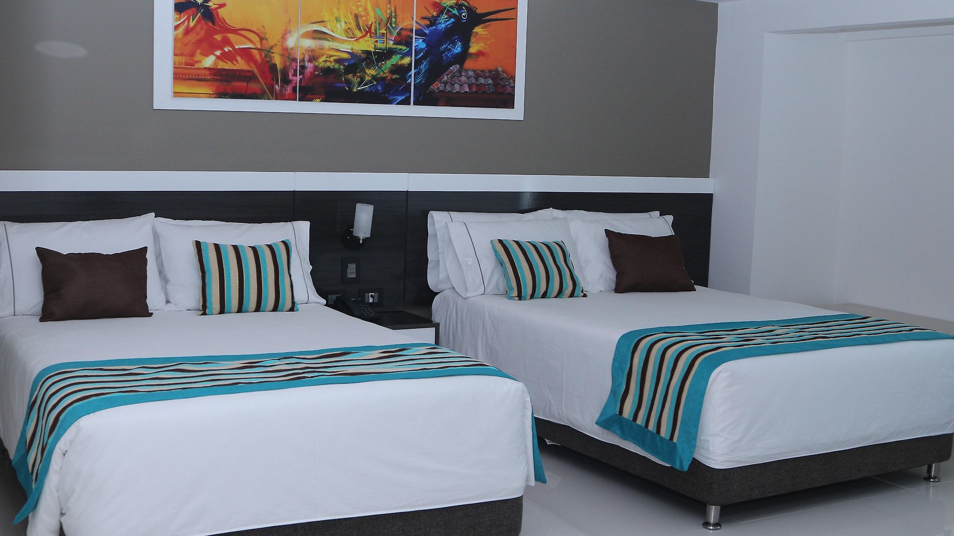 Hotel Varanasi Boutique Aeropuerto 4*