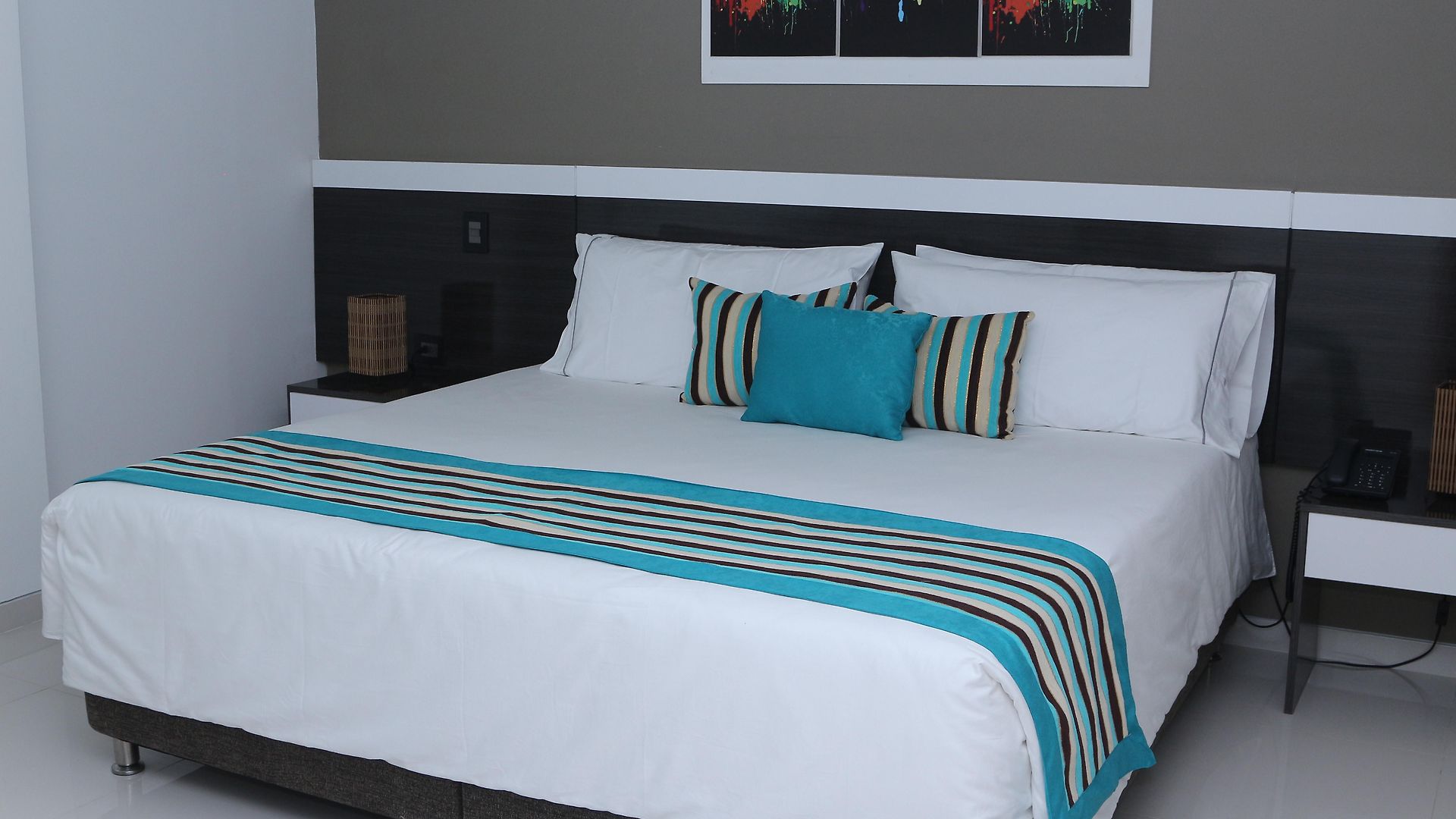 Hotel Varanasi Boutique Aeropuerto 4*