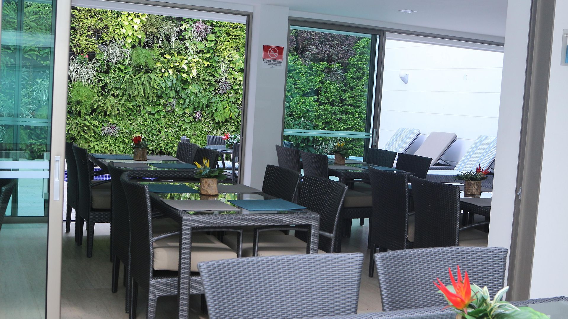 Varanasi Boutique Aeropuerto Hotel 4*