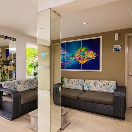 Varanasi Boutique Aeropuerto 4*